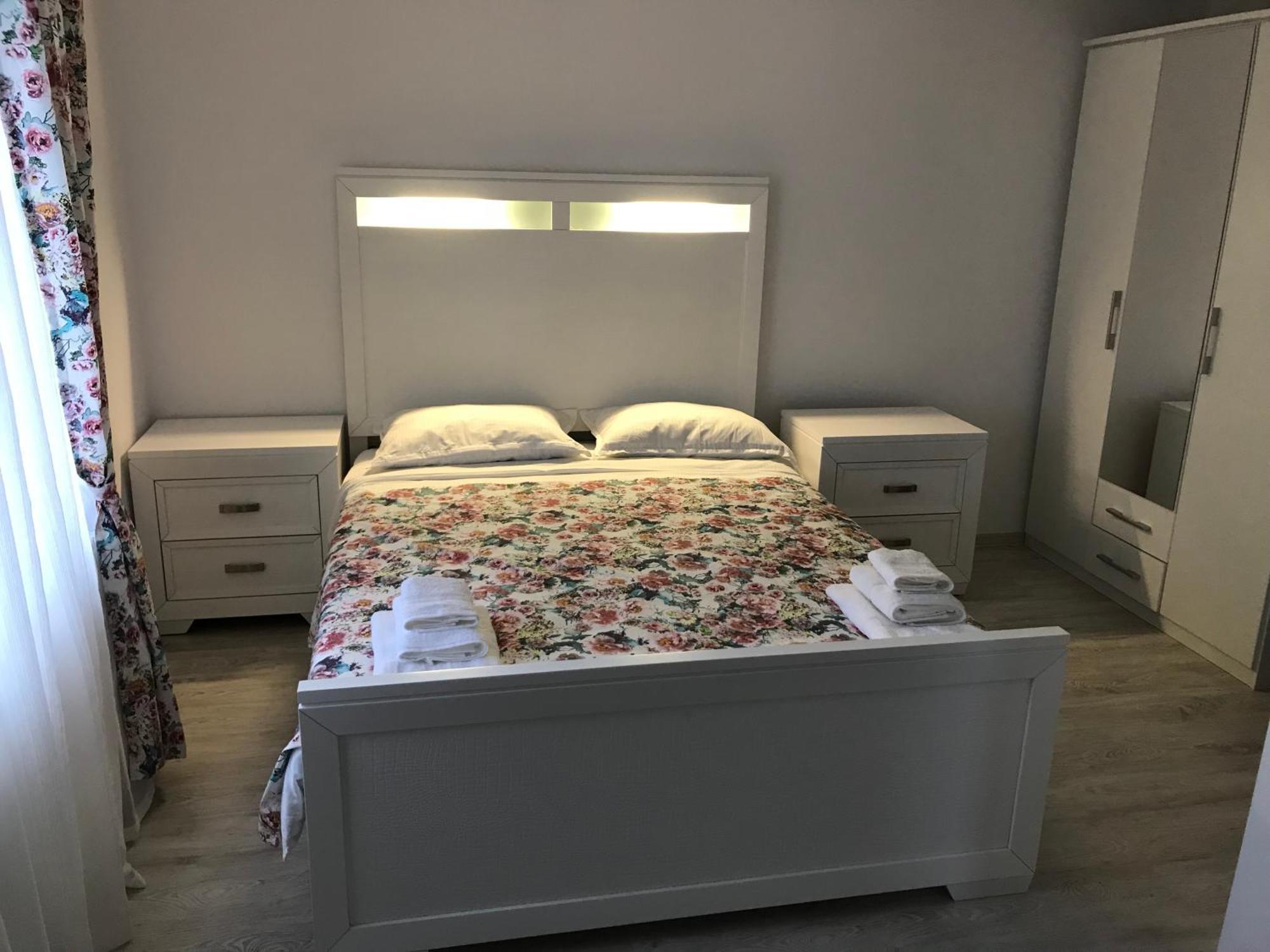 Hotel Agropa Garden Prundul Birgaului Exteriér fotografie